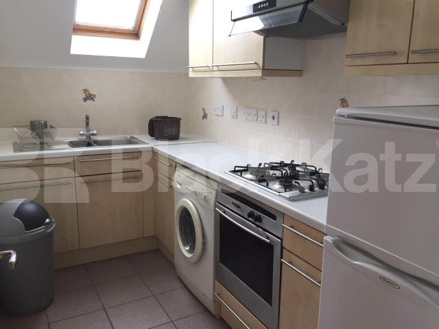 			NEW INSTRUCTION, 2 Bedroom, 1 bath, 1 reception Flat			 Stanlake Road, Shepherds Bush