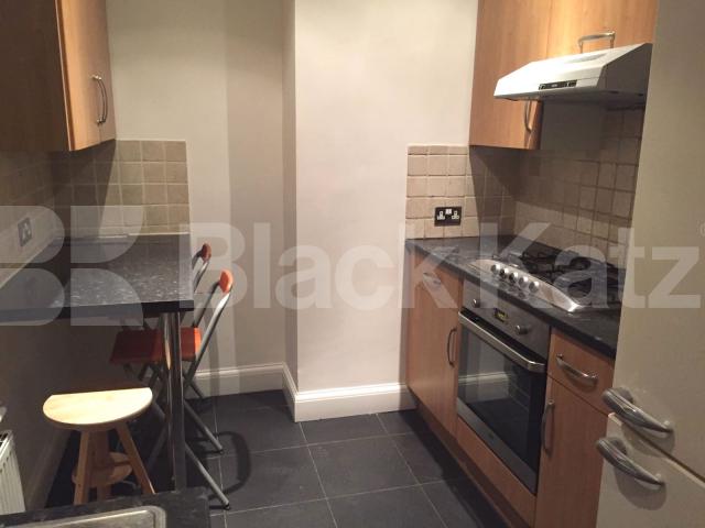 			NEW INSTRUCTION!, 2 Bedroom, 1 bath, 1 reception Flat			 Tollington Road, HOLLOWAY