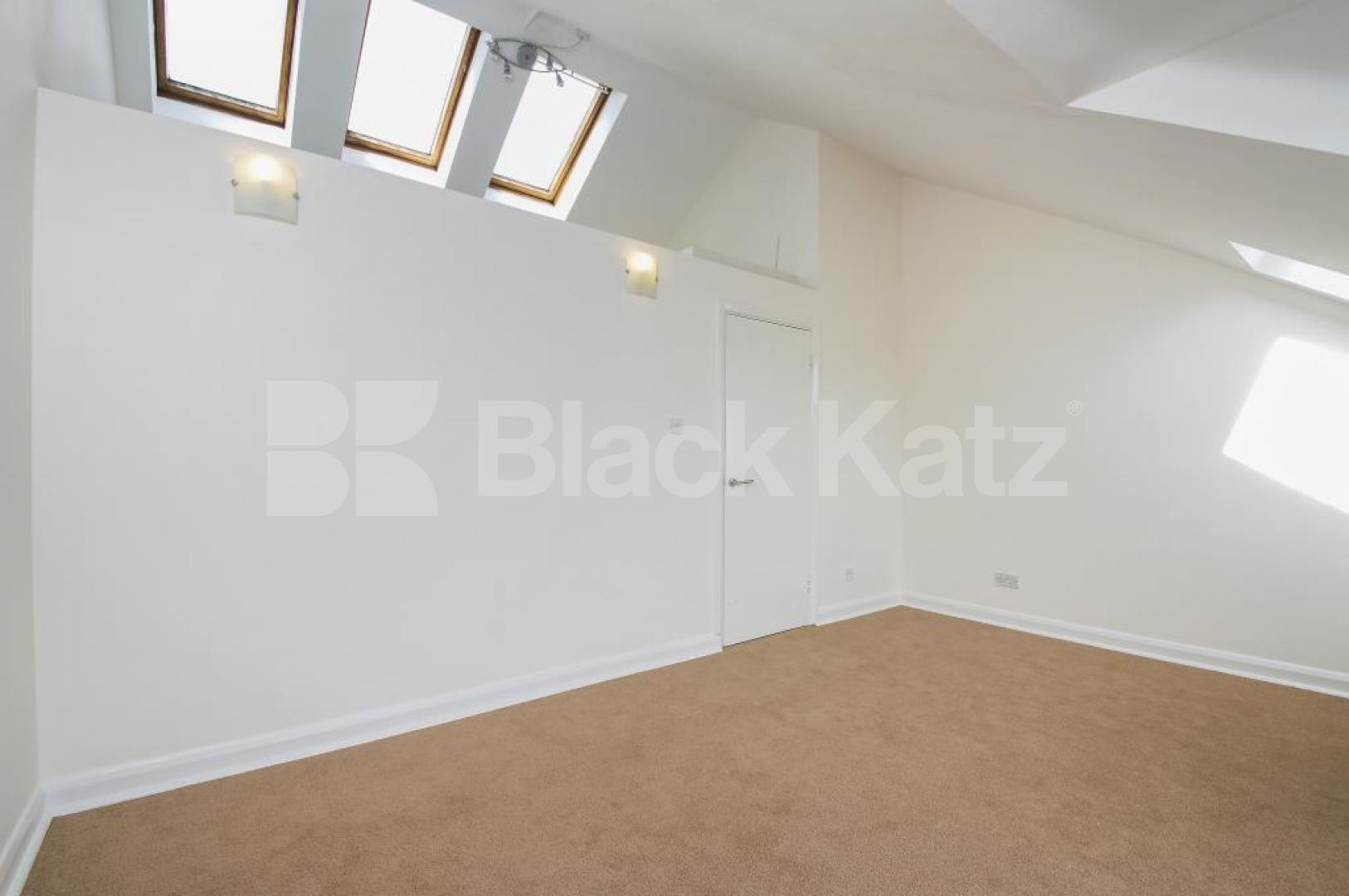 			2 Bedroom, 1 bath, 1 reception Flat			 Dresden Road, HIGHGATE-ARCHWAY-WHITEHALL PARK
