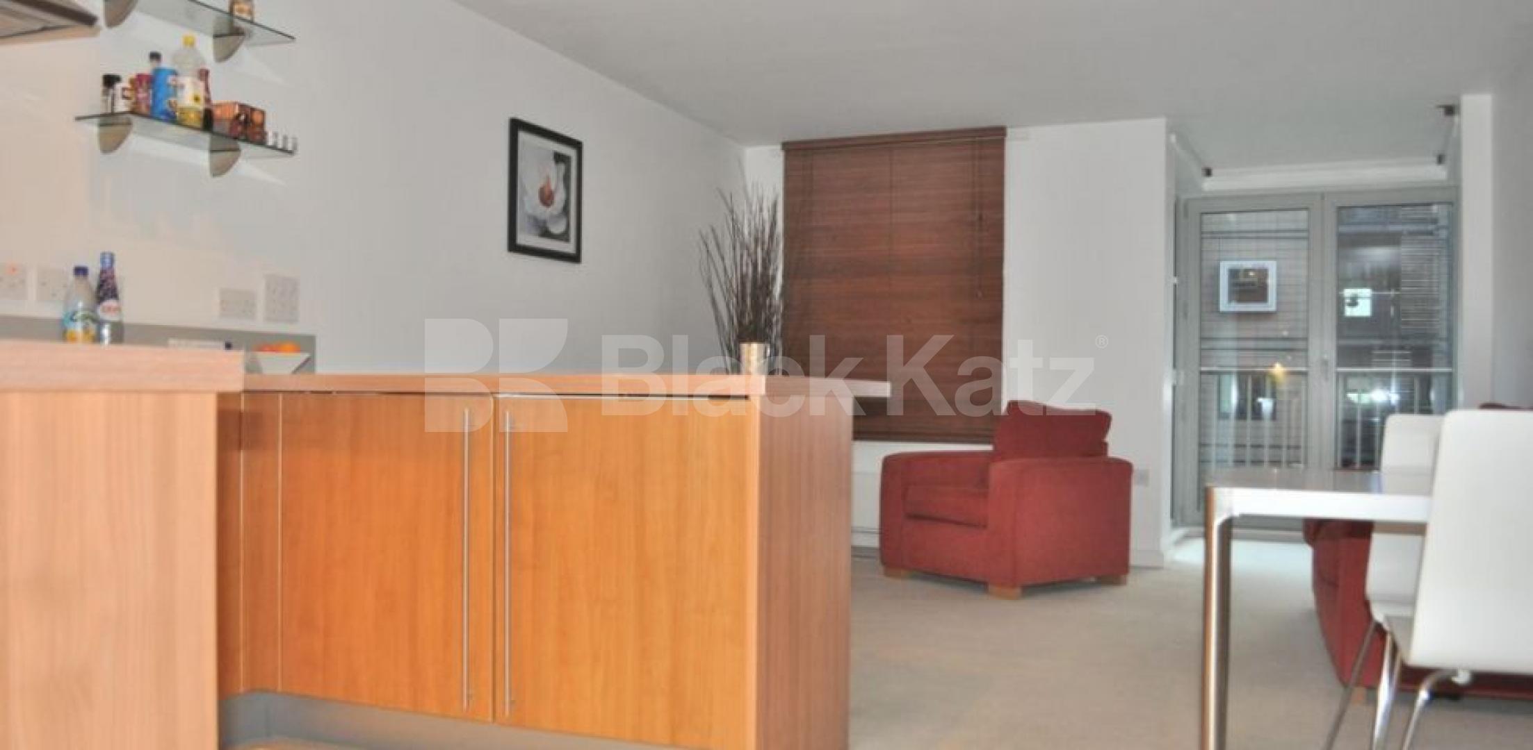 			NEW INSTRUCTION!, 2 Bedroom, 1 bath, 1 reception Flat			 Eden Grove, HOLLOWAY 