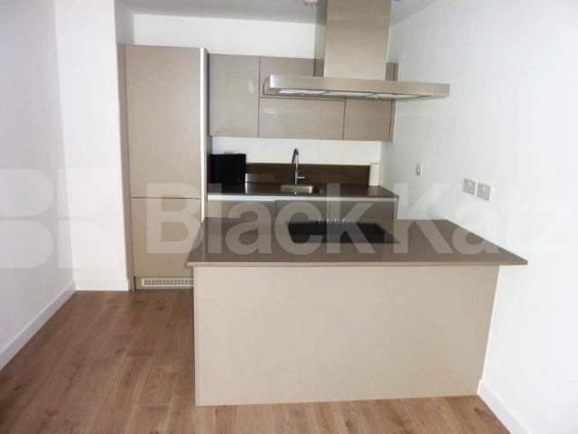 			LUXURY NEW MODERN DEVELOPMENT!, 3 Bedroom, 1 bath, 1 reception Flat			 Allcroft Road, KENTISH TOWN