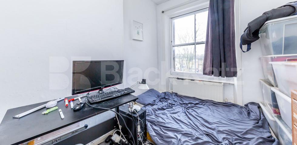 			NEW INSTRUCTION!, 2 Bedroom, 1 bath, 1 reception Flat			 Glebe Road, Crouch End