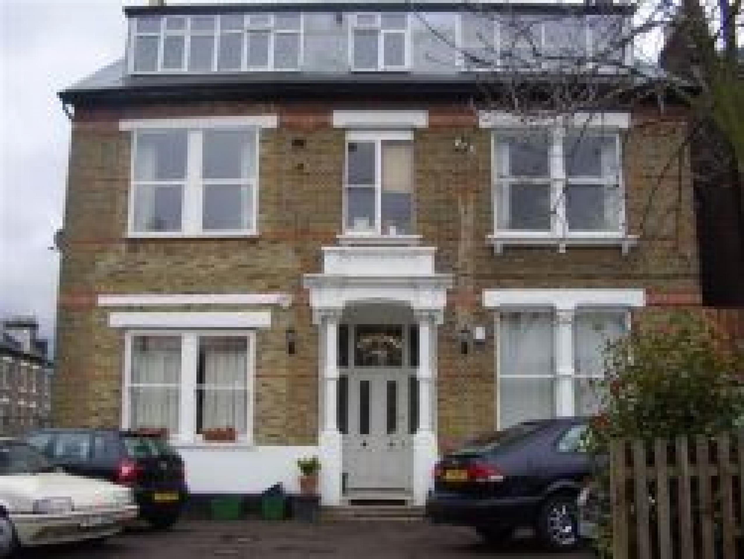 			1 Bedroom, 1 bath, 1 reception Flat			 Queens Drive, FINSBURY PARK N4 N4