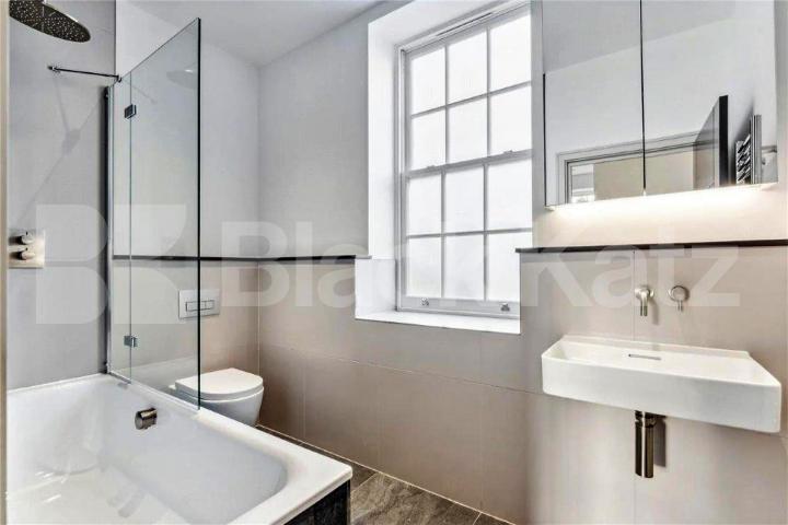 Exceptional new three bed two bath house in Kentish Town Raglan Street, Kentish Town