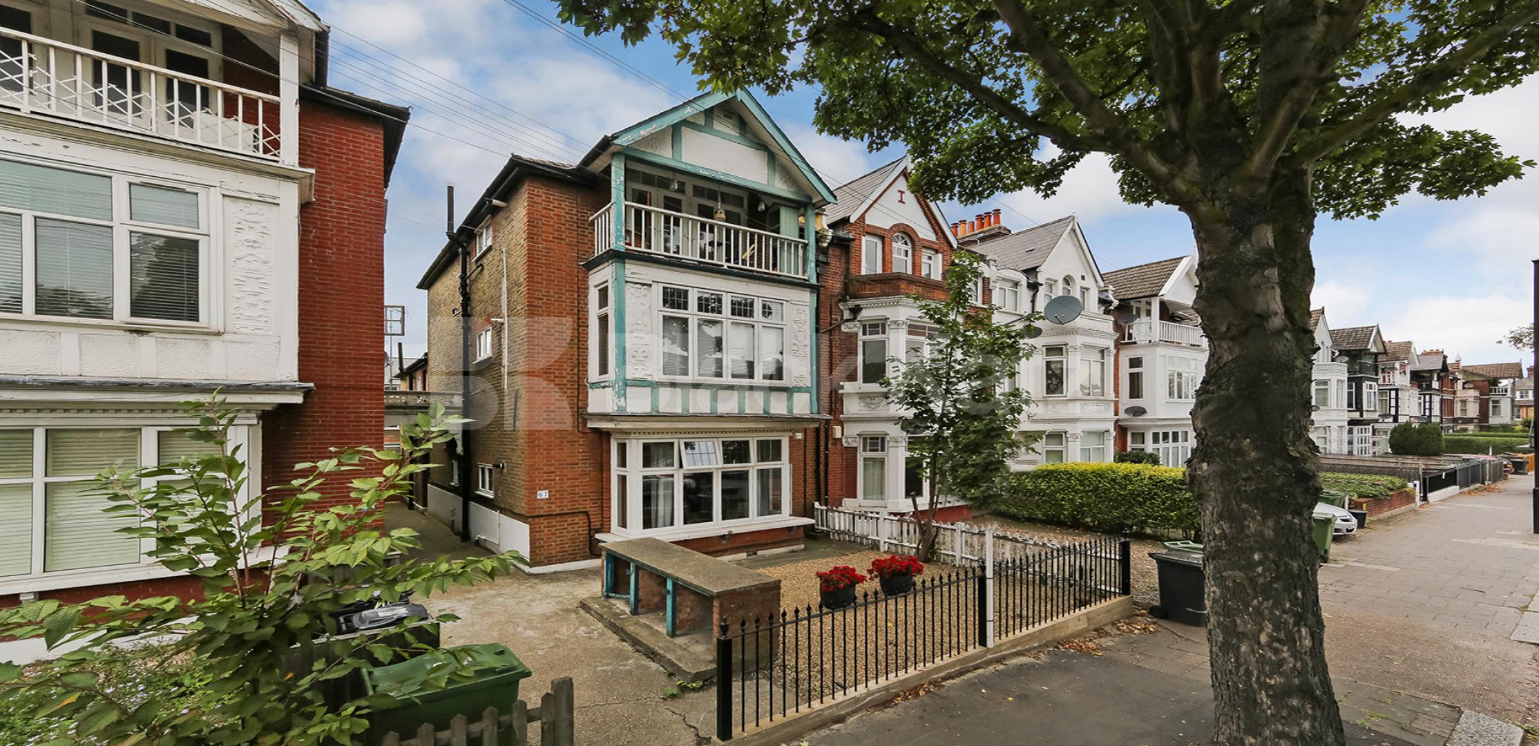 			NEW INSTRUCTION , 1 Bedroom, 1 bath, 1 reception Apartment			 Thornton Avenue, Streatham Hill
