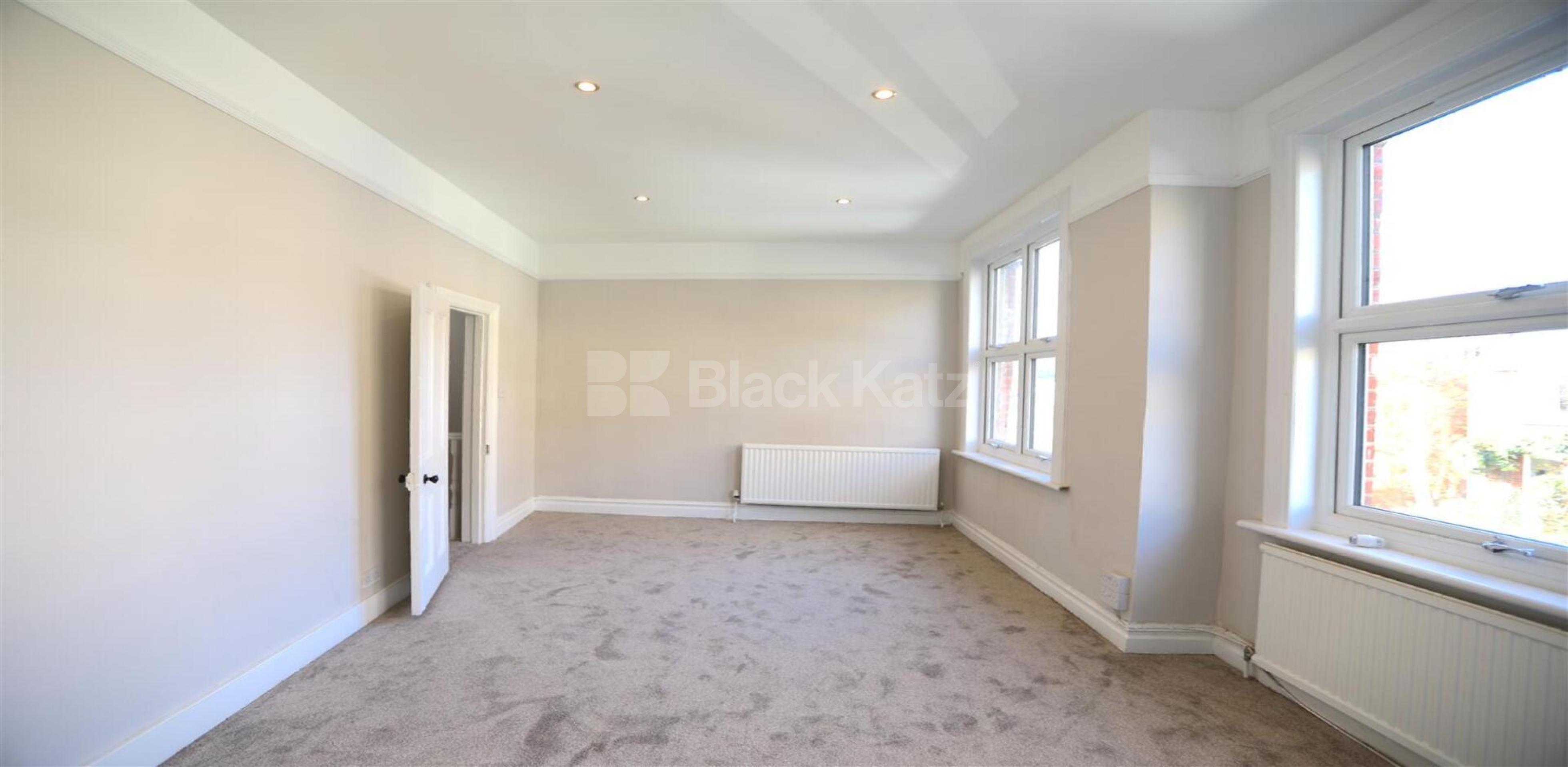 			2 Bedroom, 1 bath, 1 reception Apartment			 ALEXANDRA GARDENS, Muswell Hill N10