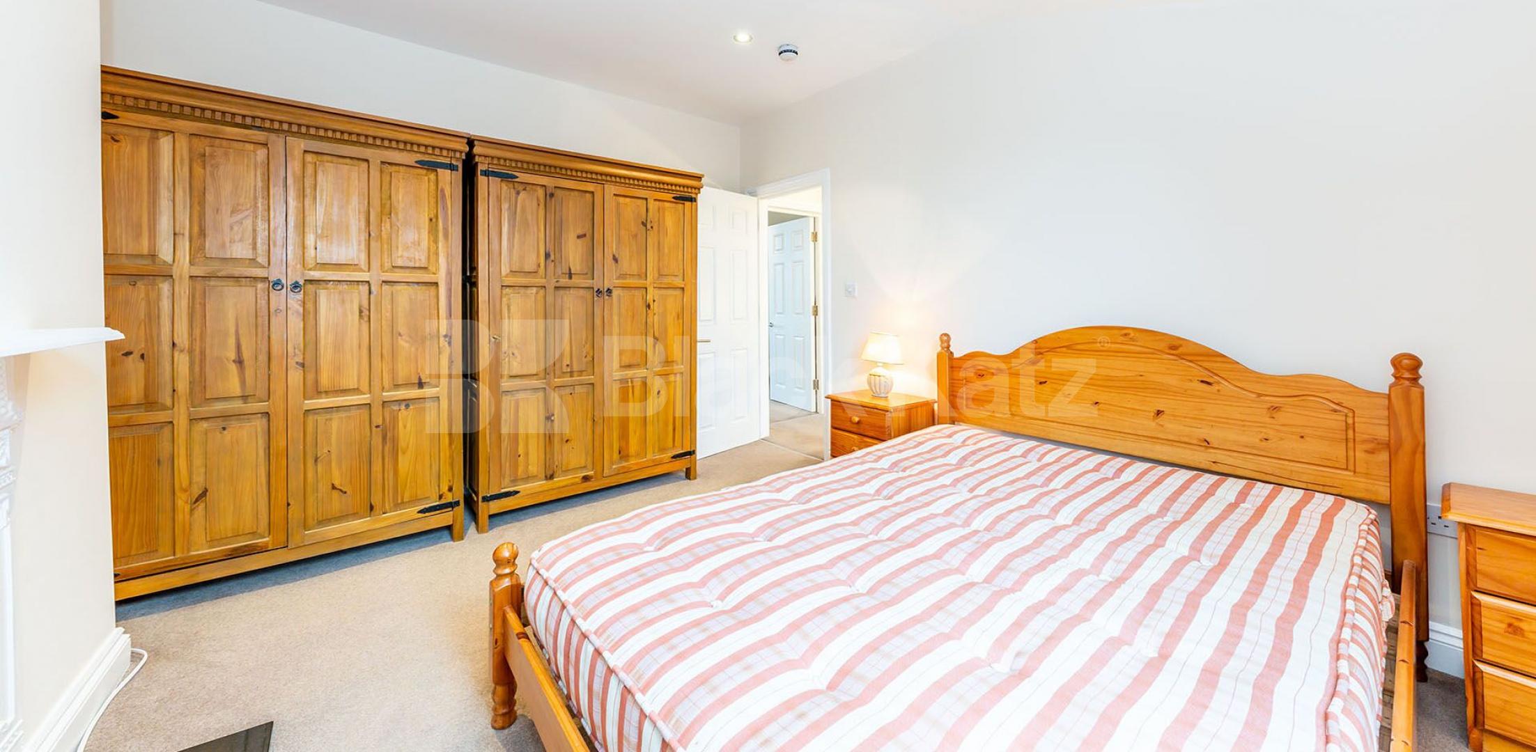 			New Instruction!, 1 Bedroom, 1 bath, 1 reception Flat			 Tottenham Lane, Crouch End