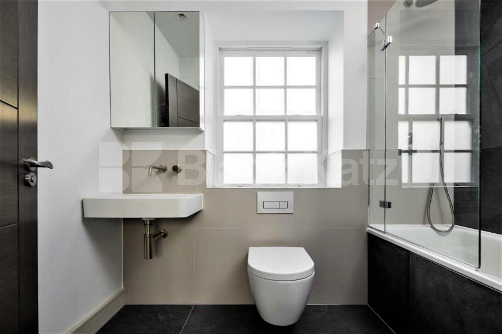 Luxury new 2 bed split level house with patio area in Kentish Town Raglan Street, Kentish Town