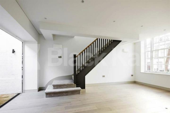 Luxury new 2 bed split level house with patio area in Kentish Town Raglan Street, Kentish Town