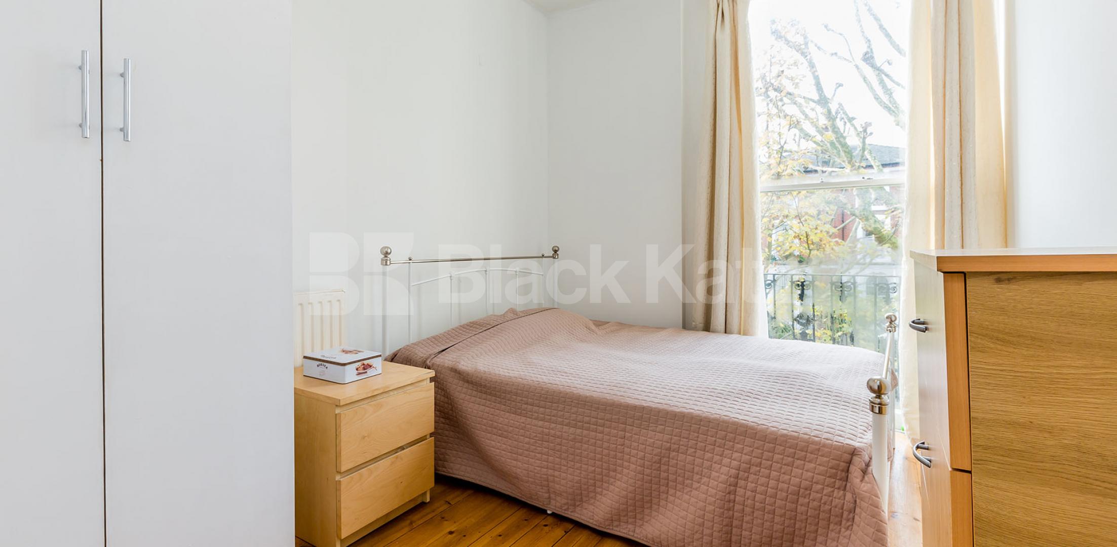 Spacious two bedroom set in a period conversion mins to tube & shops Randolph Avenue, Maida Vale