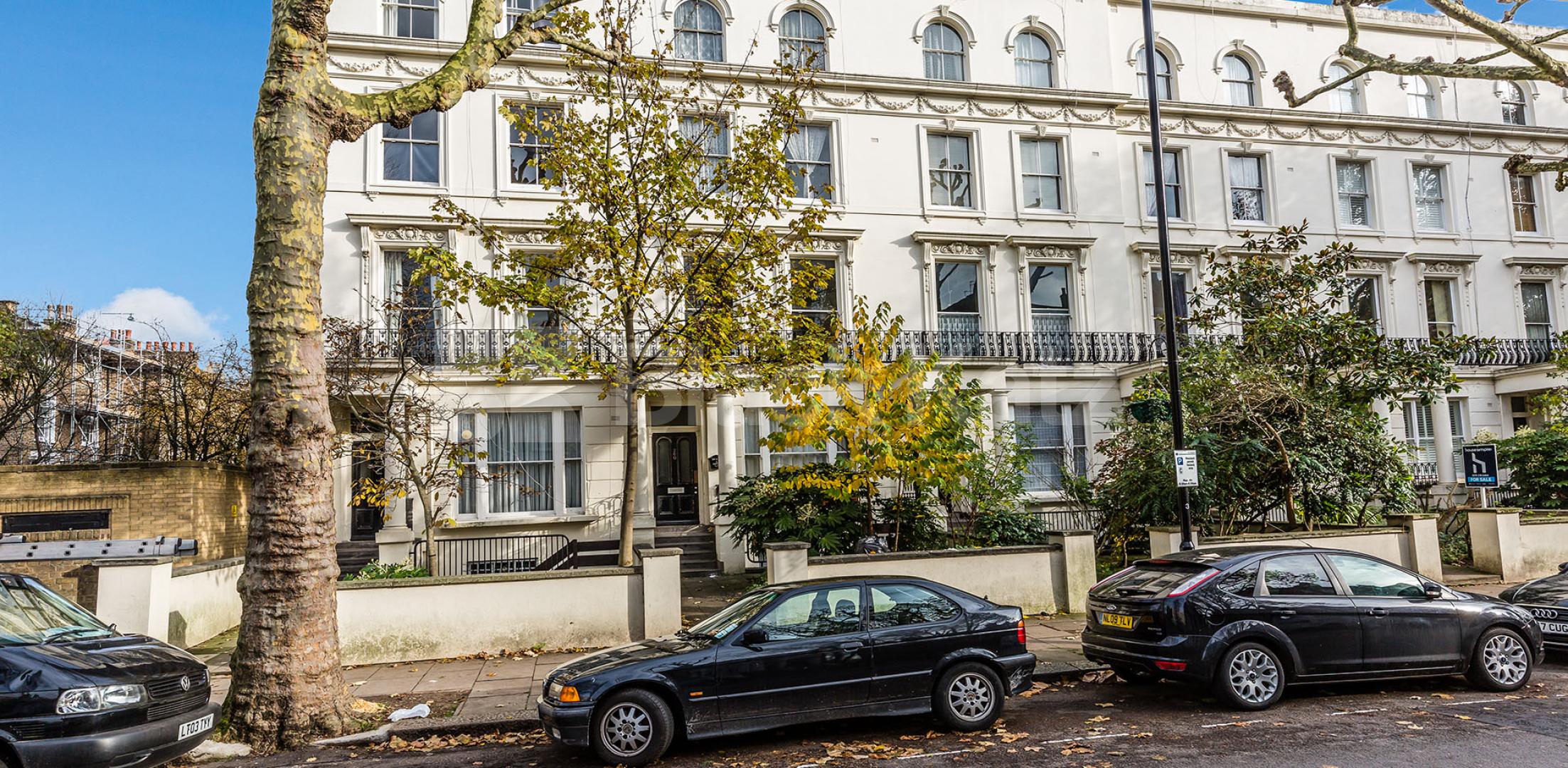 Spacious two bedroom set in a period conversion mins to tube & shops Randolph Avenue, Maida Vale