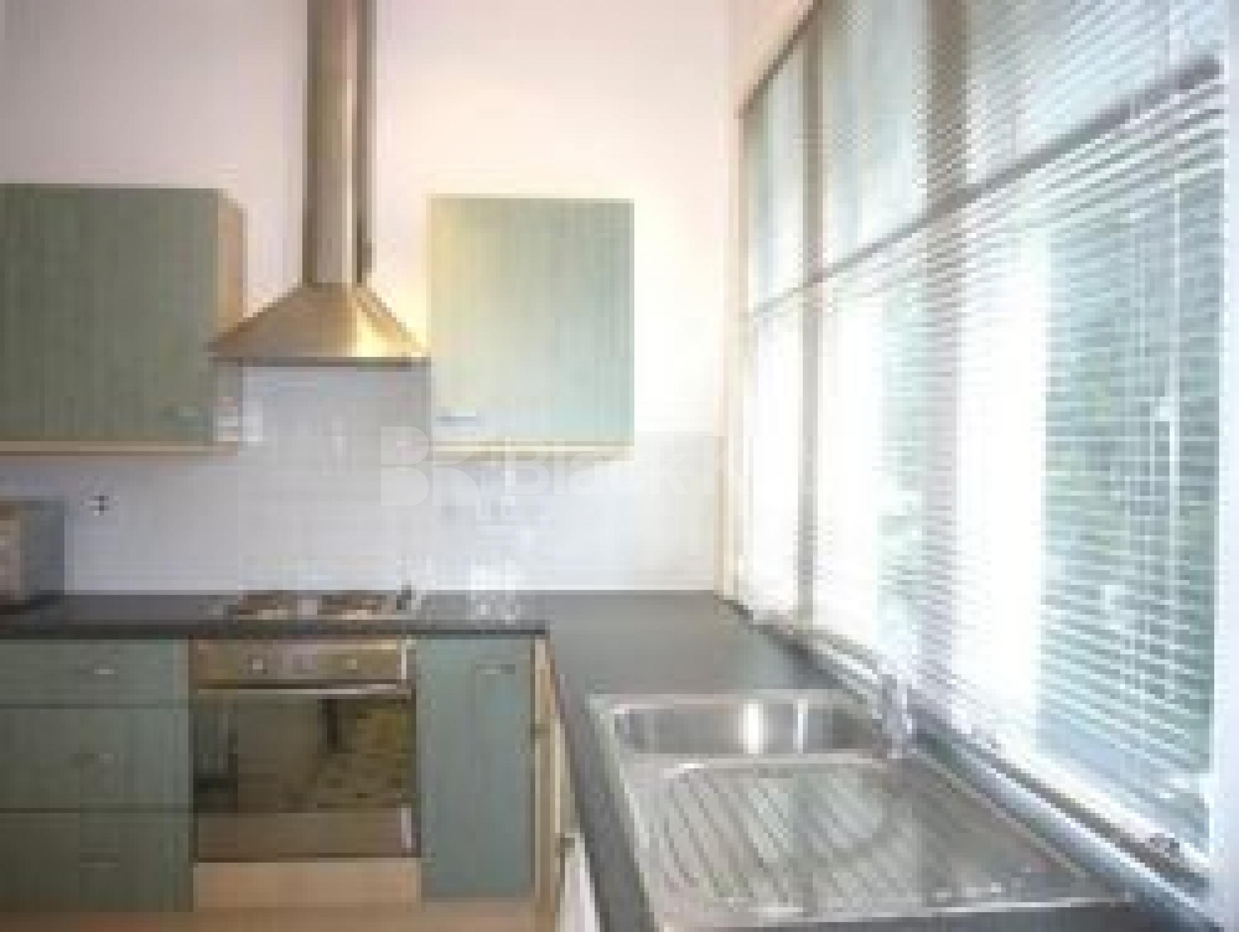 			LET!, 2 Bedroom, 1 bath, 1 reception Flat			 Coolhurst Road, CROUCH END N8 N8