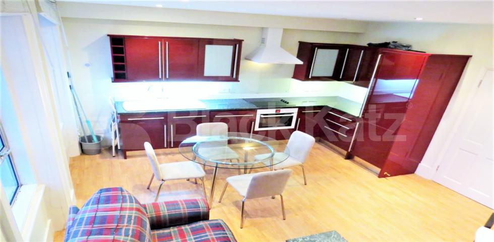 			1 Bedroom, 1 bath, 1 reception Flat			 Minford Gardens, SHEPHERDS BUSH