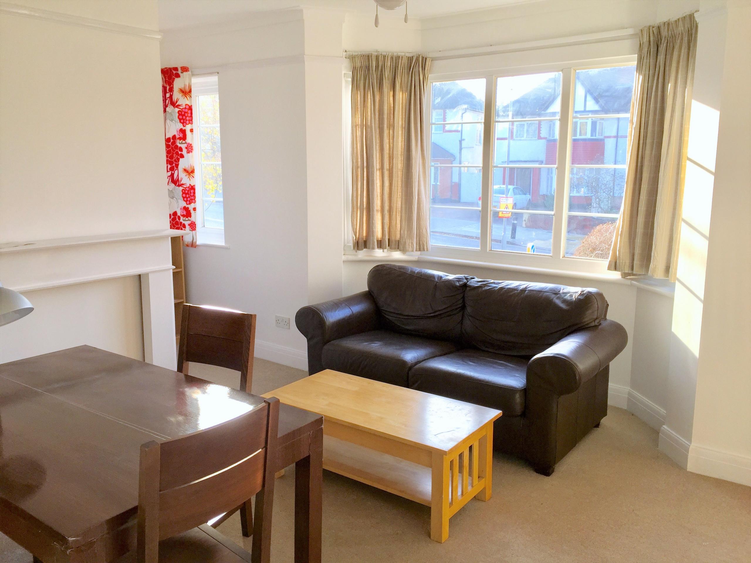 			NEW INSTRUCTION (Private Garden), 2 Bedroom, 1 bath, 1 reception Flat			 Nether Street, FINCHLEY CENTRAL N3