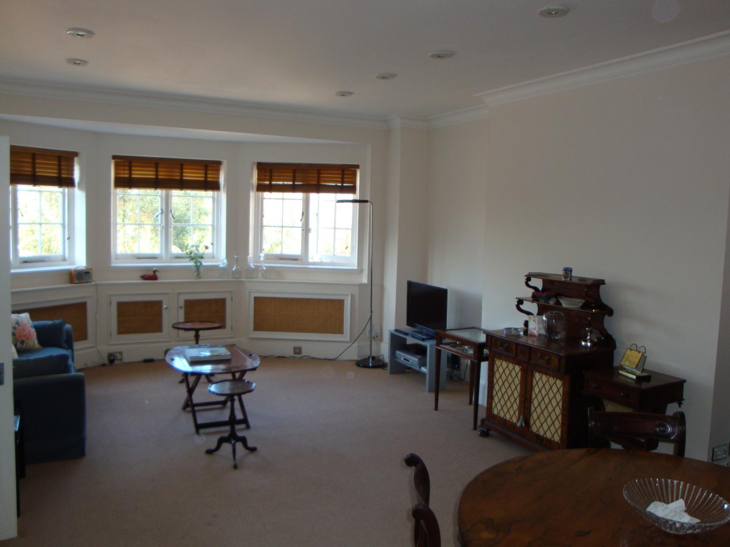 			NEW INSTRUCTION, 2 Bedroom, 1 bath, 1 reception Flat			 Redington Road, HAMPSTEAD