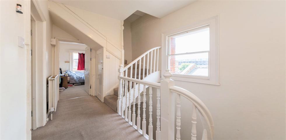 			4 Bedroom, 2 bath, 1 reception Flat			 Birchington Road, KILBURN