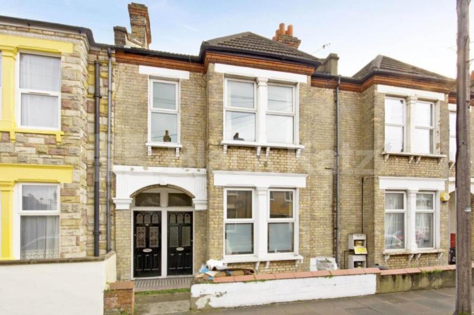 			3 Bedroom, 1 bath, 1 reception Apartment			 Renmuir Street, Tooting