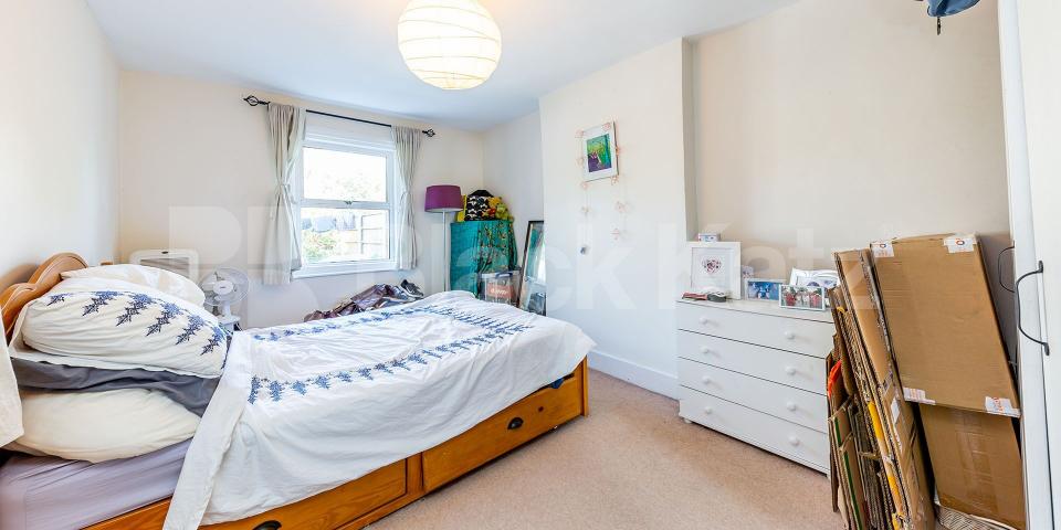 			New Instruction! Private garden!, 1 Bedroom, 1 bath, 1 reception Ground Floor Flat			 Park Road , Crouch End