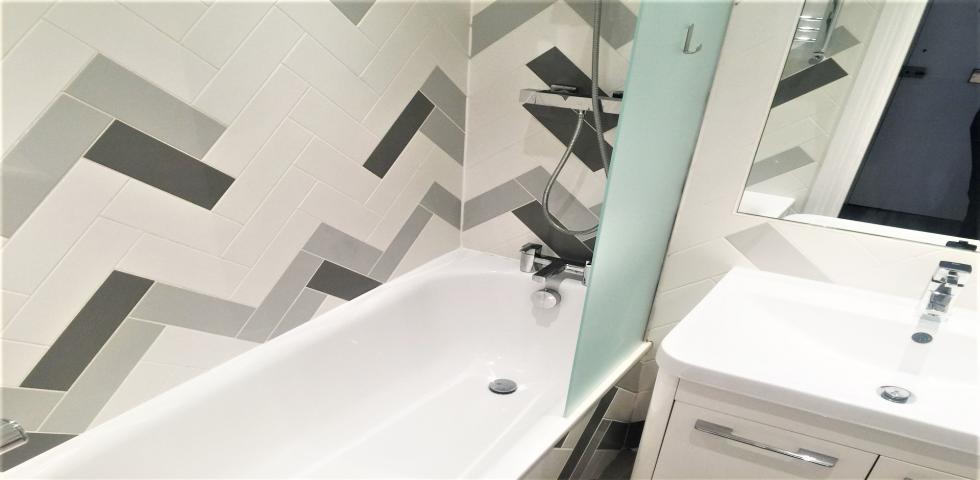 			PARKING SPACE AVAILABLE, 1 Bedroom, 1 bath, 1 reception Apartment			 Haverstock Hill, BELSIZE PARK