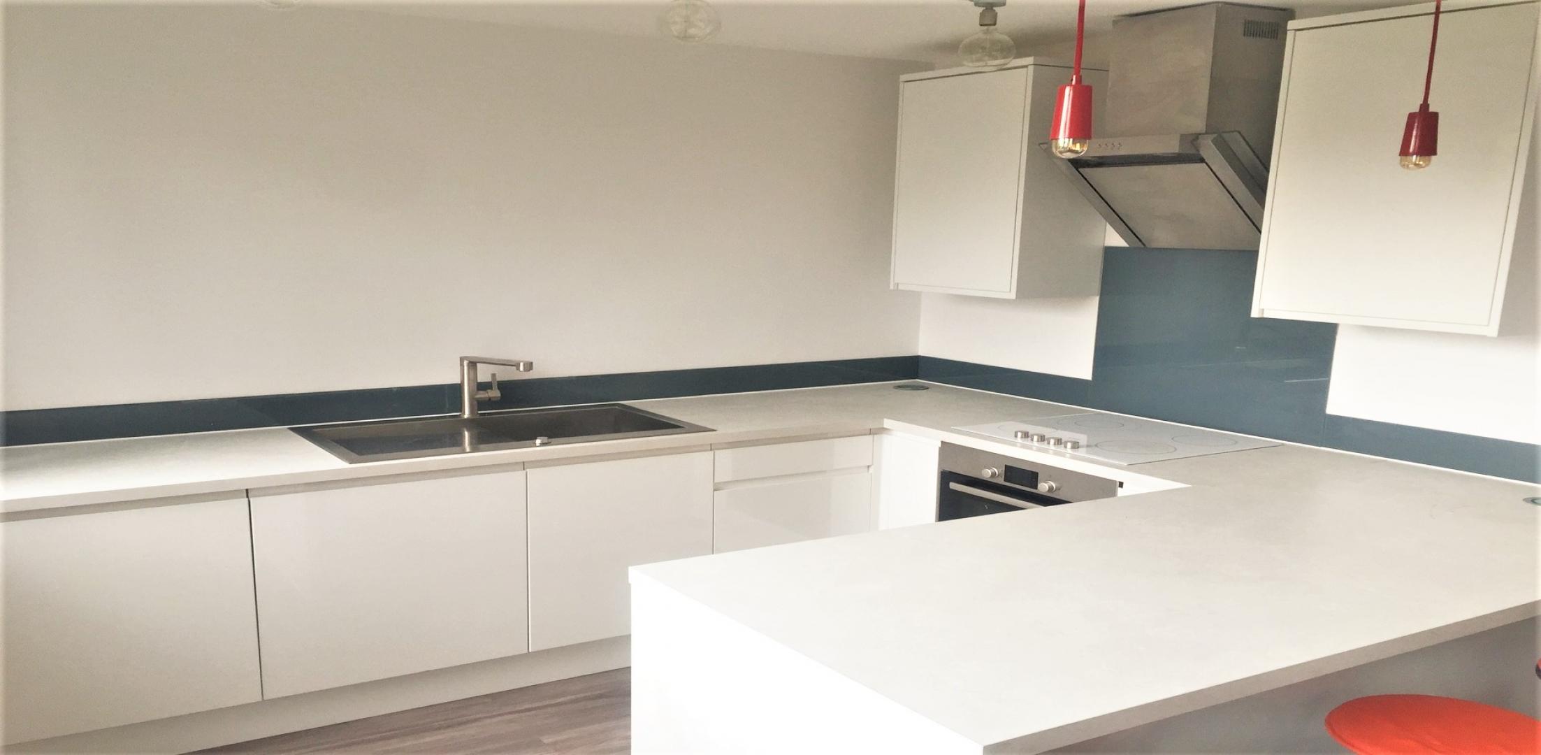 			PARKING SPACE AVAILABLE, 1 Bedroom, 1 bath, 1 reception Apartment			 Haverstock Hill, BELSIZE PARK