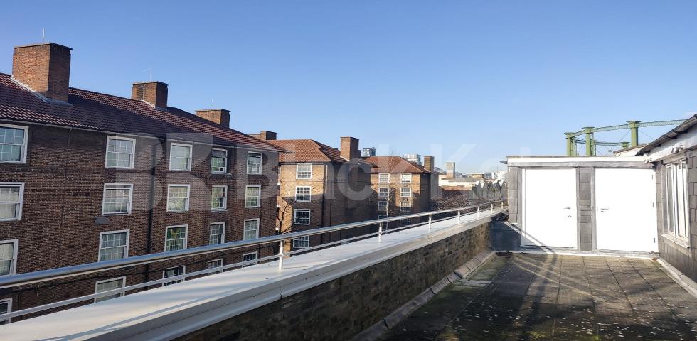 			NEW INSTRUCTION, 2 Bedroom, 1 bath, 1 reception Penthouse			 Oval Mansions, Vauxhall/ Oval