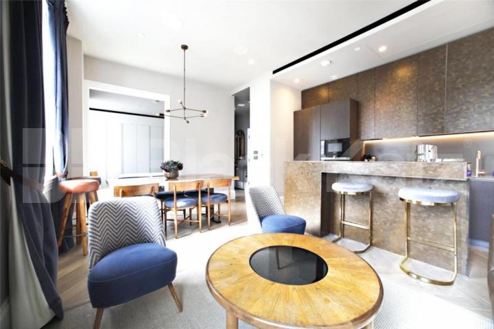 Stylish One Bedroom Apartment with Open Plan Living on Rosebery Ave, EC1 Rosebury Avenue , Clerkenwell