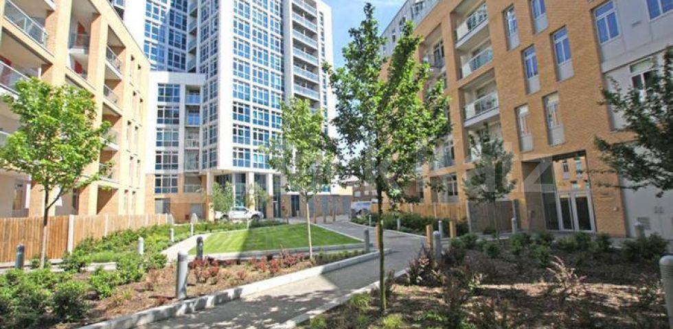 			UNDER OFFER , 1 Bedroom, 1 bath, 1 reception Apartment			 Iona Tower  Ross Way , Limehouse 
