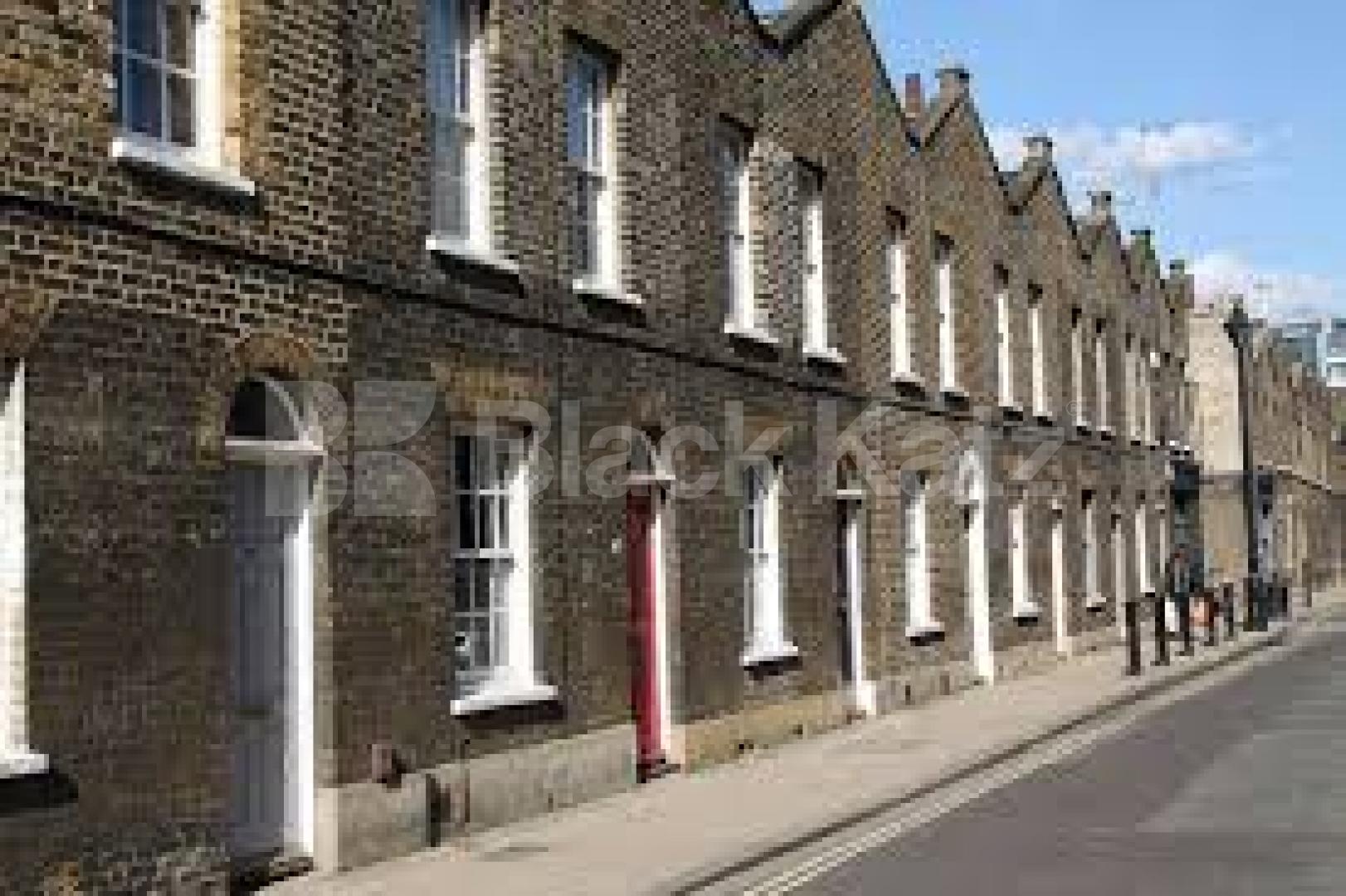 			NEW INSTRUCTION (All Inclusive), 2 Bedroom, 1 bath, 1 reception Flat			 Roupell Street, Waterloo