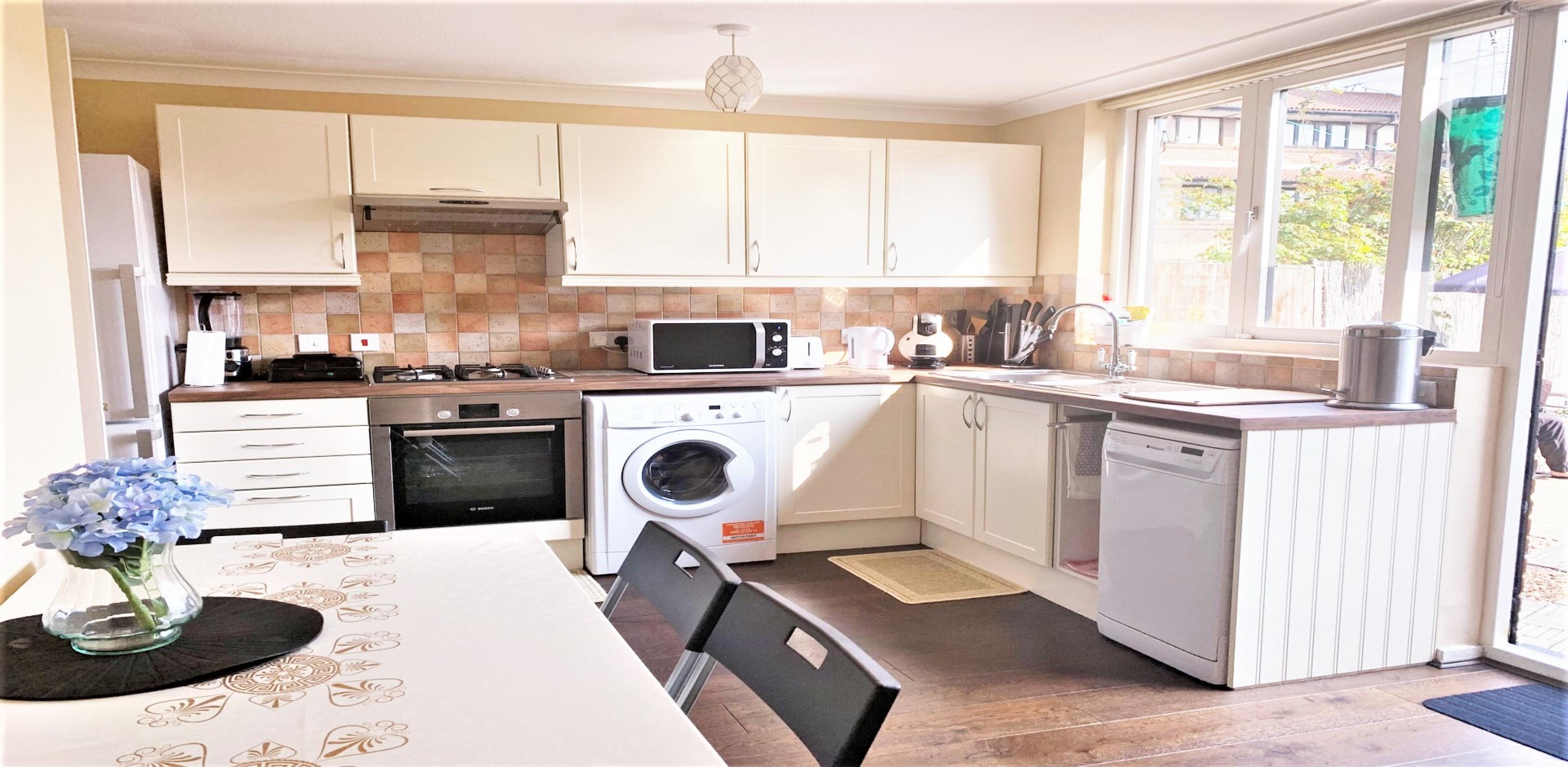 			HEATING and HOT WATER INCLUDED, 3 Bedroom, 1 bath, 1 reception House			 Barlow Road , WEST HAMPSTEAD NW6
