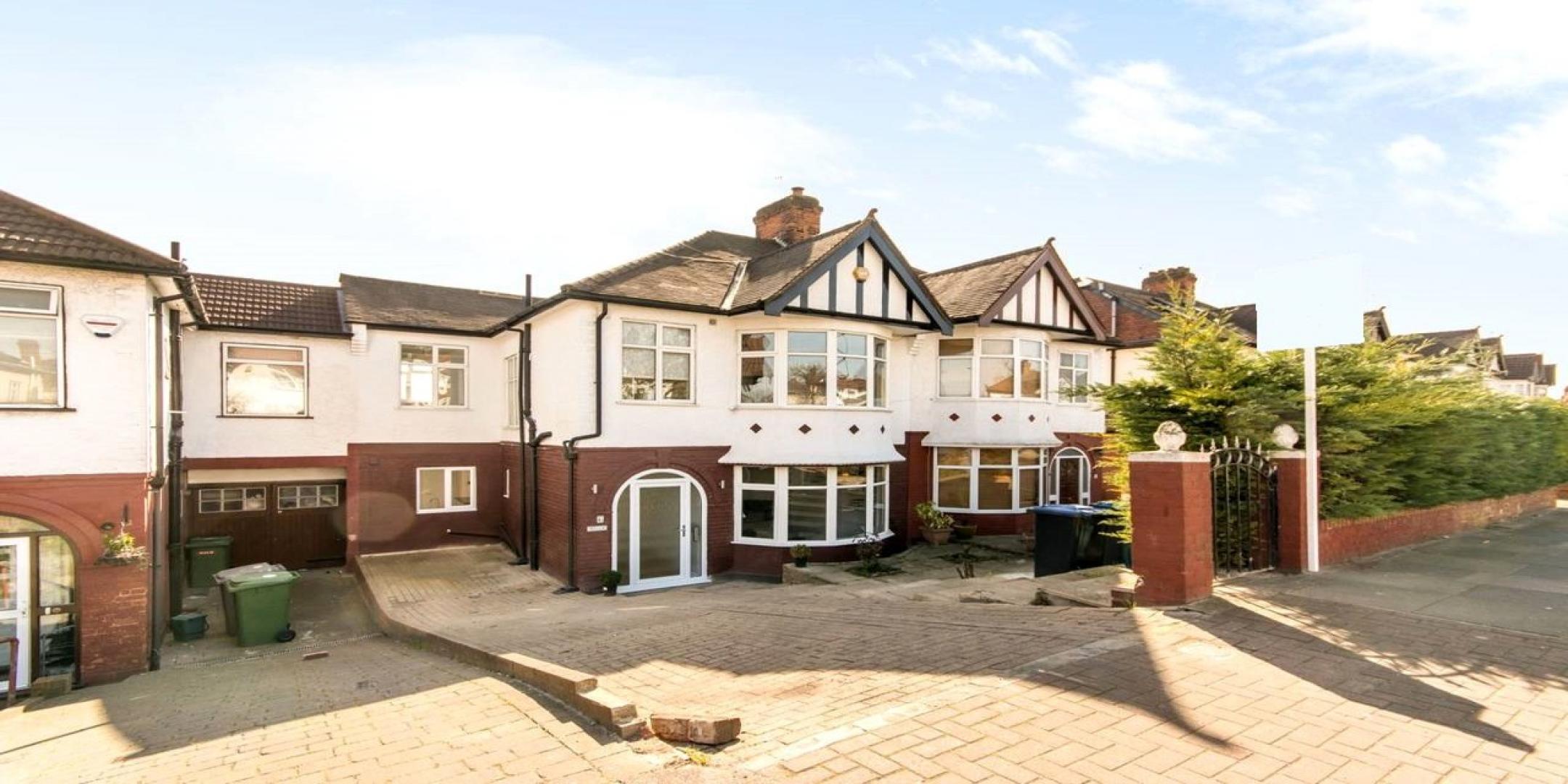Stunning House Dollis Hill Lane, Dollis Hill