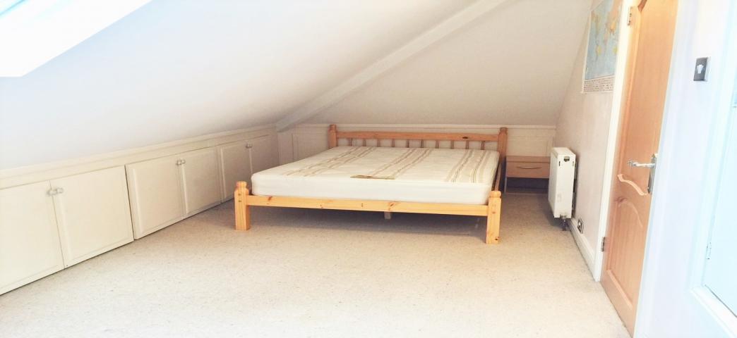 			NO TENANTS ADMINISTRATION FEES , 3 Bedroom, 1 bath, 1 reception Flat			 Richborough Road, KILBURN