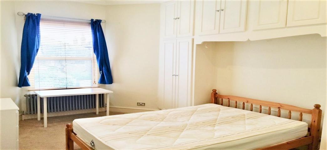 			NO TENANTS ADMINISTRATION FEES , 3 Bedroom, 1 bath, 1 reception Flat			 Richborough Road, KILBURN