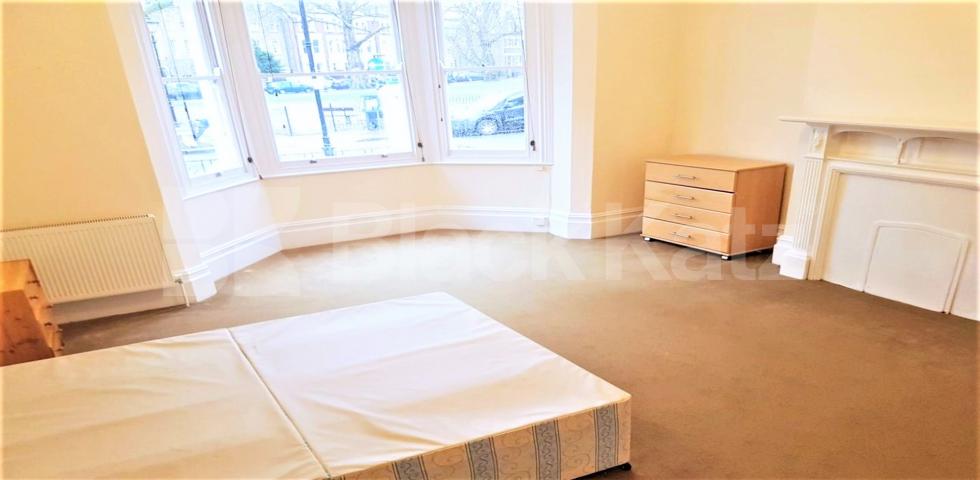 			1 Bedroom, 1 bath, 1 reception Flat			 Brook Green , Hammersmith