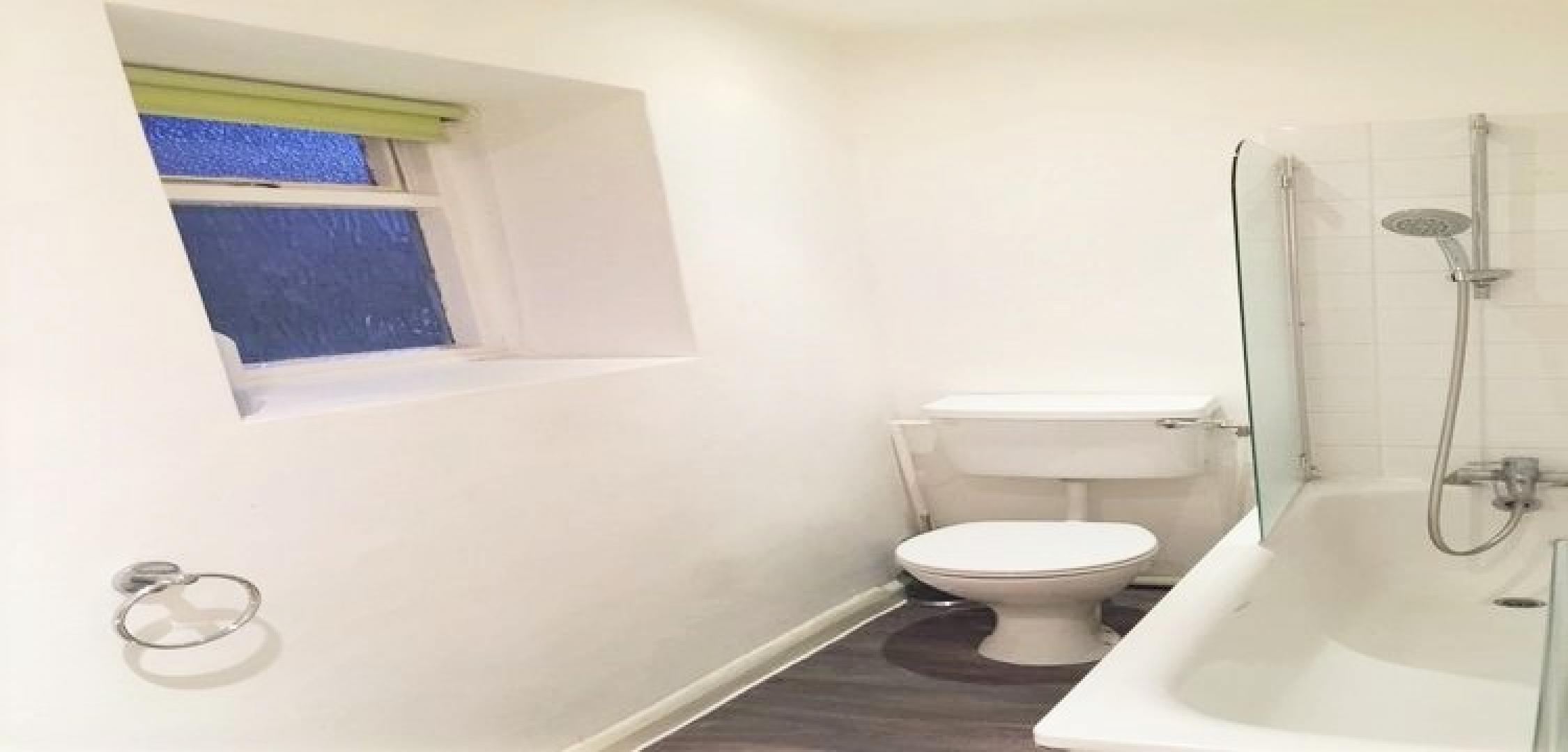 			2 Bedroom, 1 bath, 1 reception Apartment			 Aldridge Road Villas , WESTBOURNE PARK 