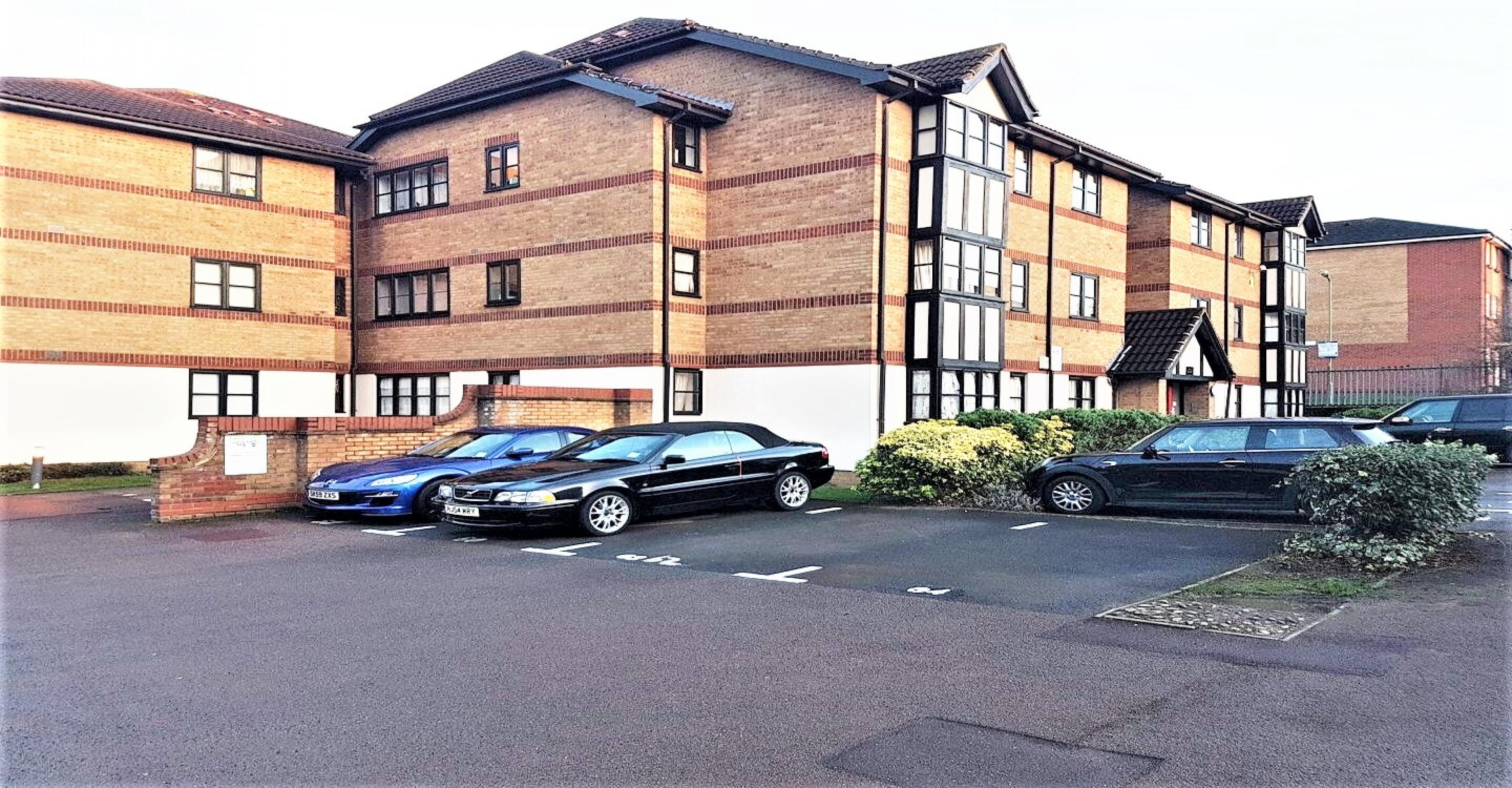 			LET, 1 Bedroom, 1 bath, 1 reception Apartment			 Woodvale Way, CRICKLEWOOD NW11