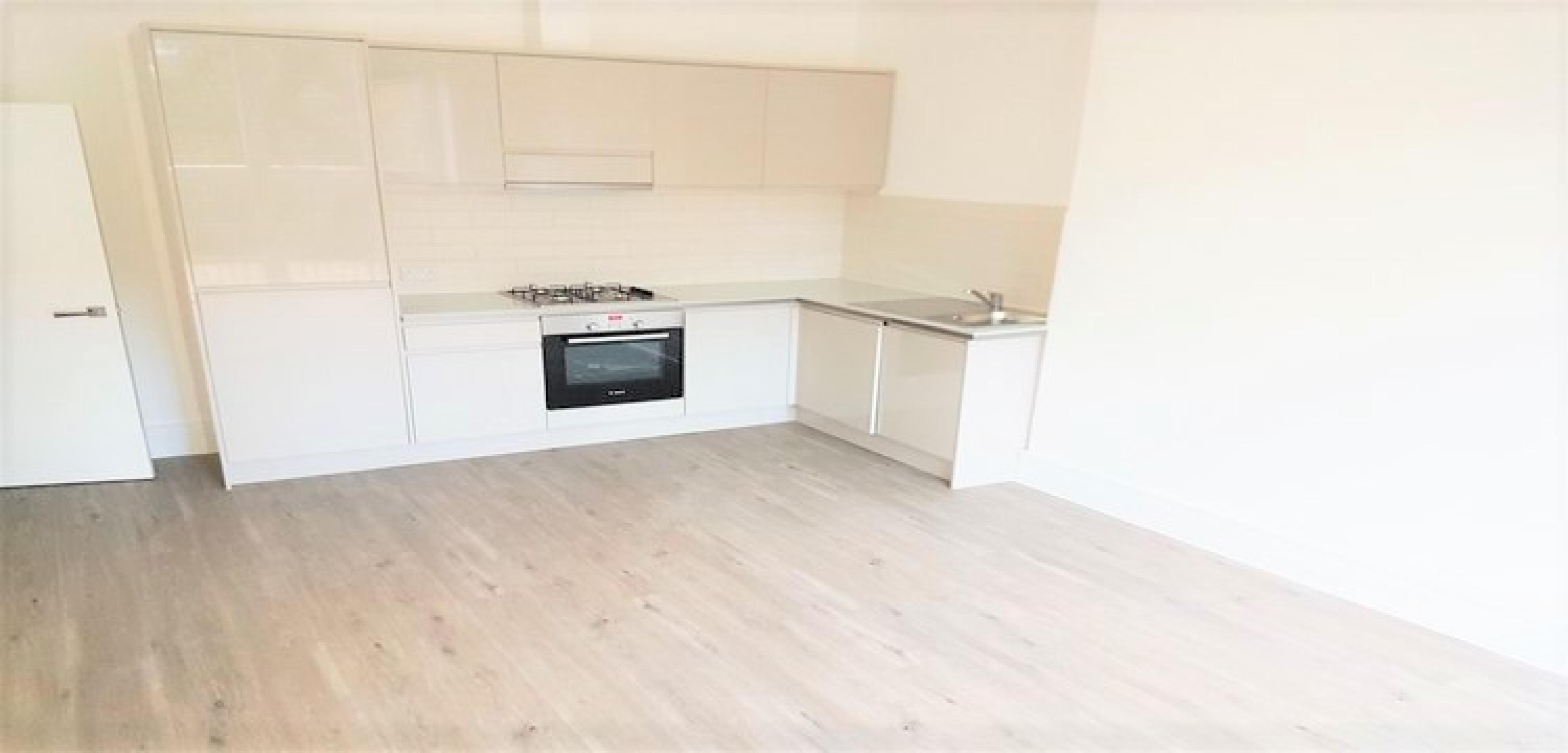 			UNDER OFFER , 1 Bedroom, 1 bath, 1 reception Apartment			 Glenloch Road , BELSIZE PARK NW3