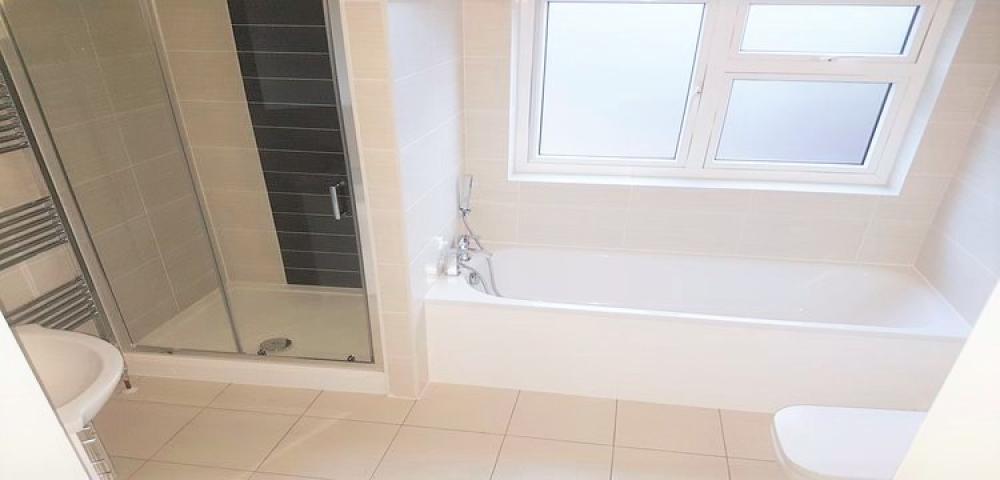 			UNDER OFFER , 1 Bedroom, 1 bath, 1 reception Apartment			 Glenloch Road , BELSIZE PARK