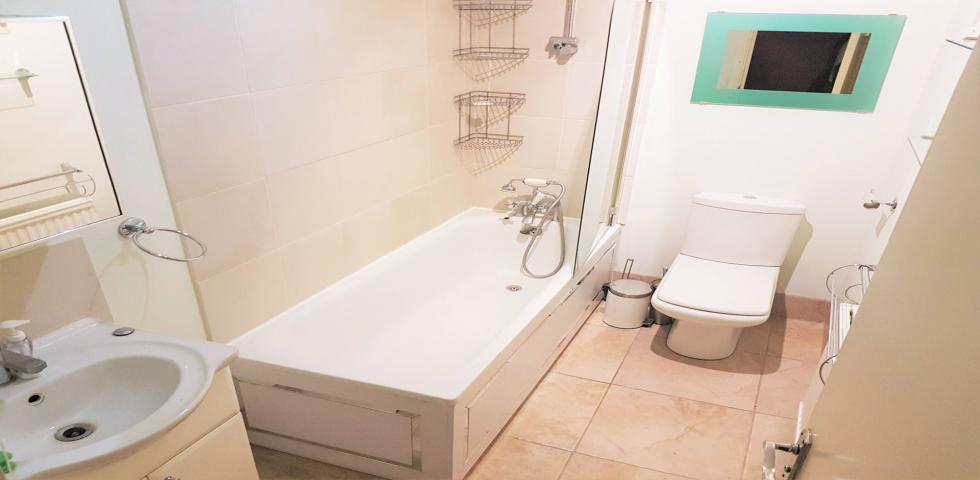 			NEW INSTRUCTION, 2 Bedroom, 1 bath, 1 reception Flat			 Victoria Road, QUEENS PARK / KILBURN