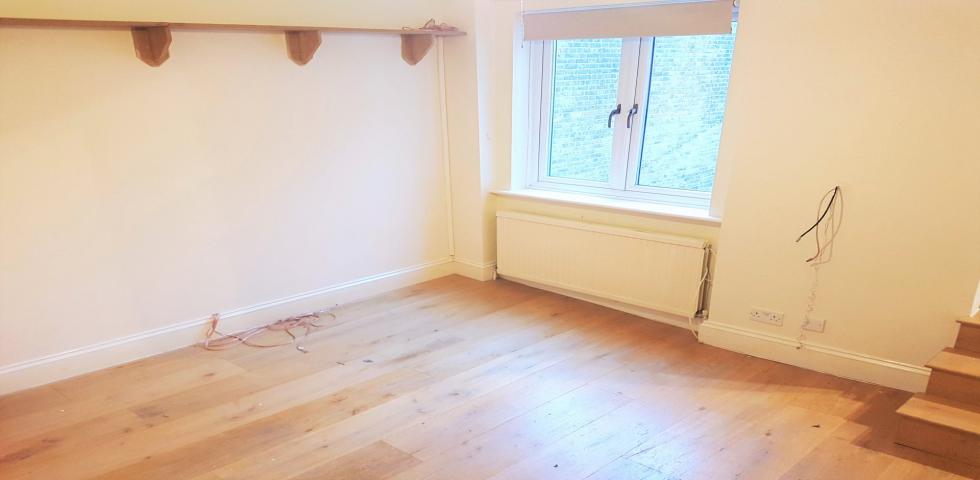 			NEW INSTRUCTION, 2 Bedroom, 1 bath, 1 reception Flat			 Victoria Road, QUEENS PARK / KILBURN