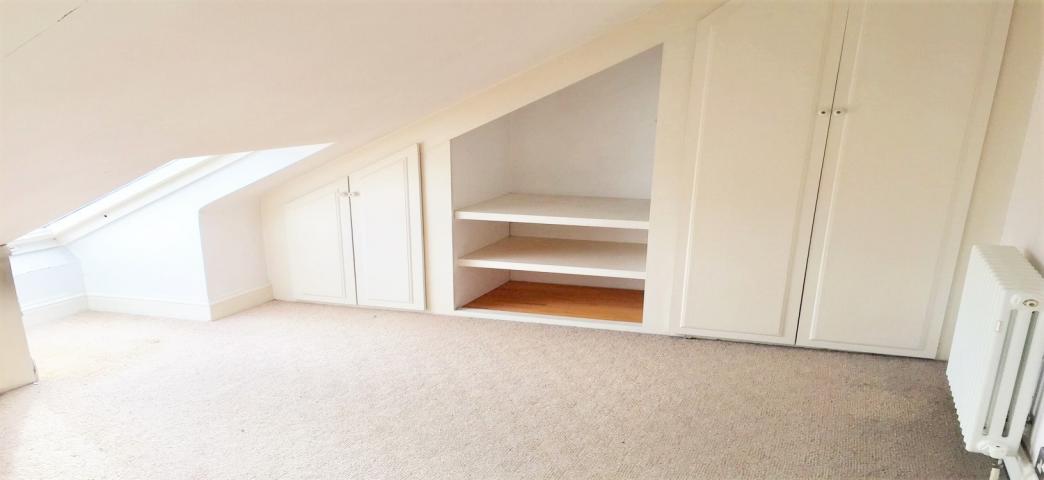 			NO TENANTS ADMINISTRATION FEES , 3 Bedroom, 1 bath, 1 reception Flat			 Richborough Road, KILBURN