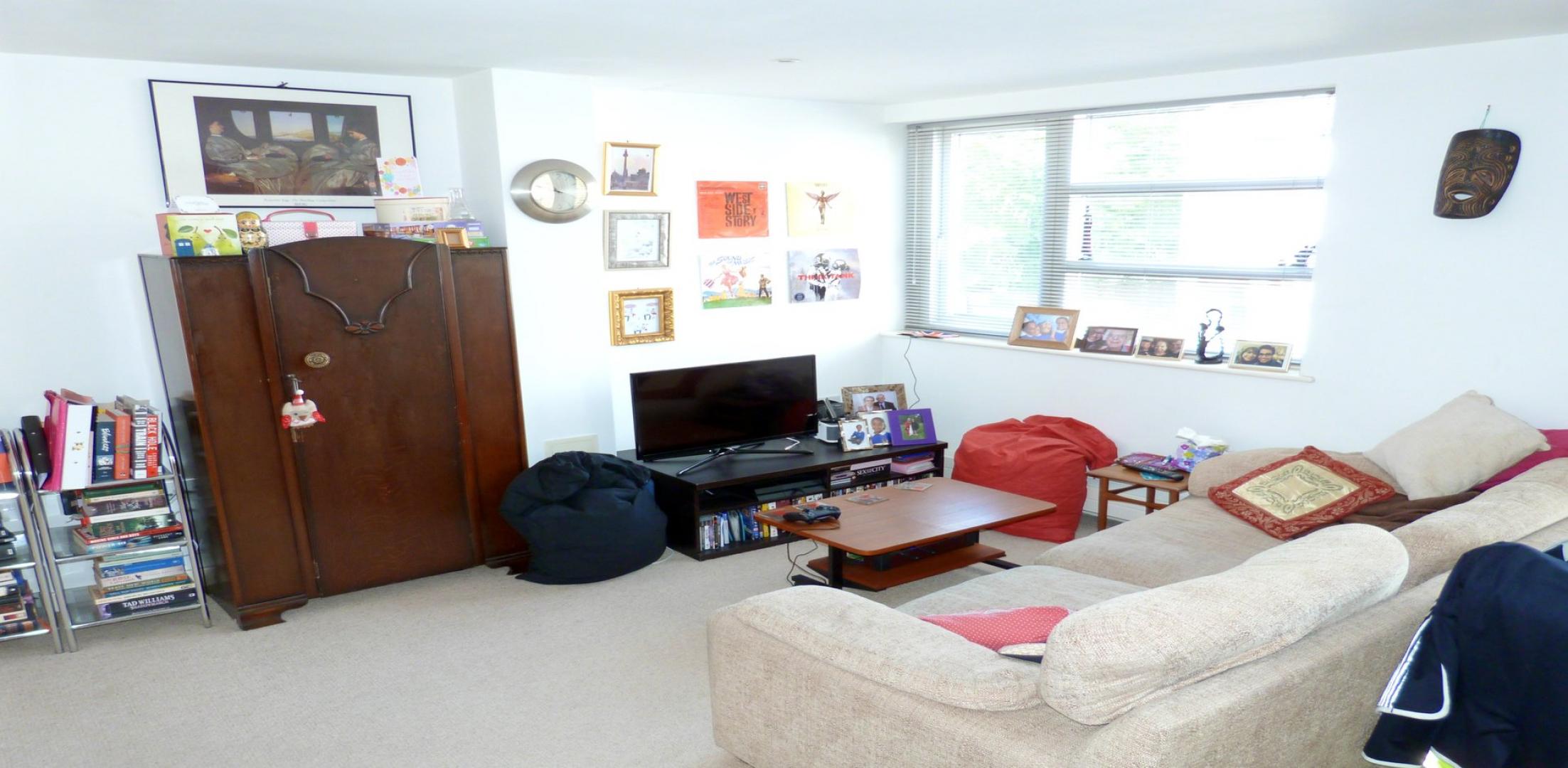 			NEW INSTRUCTION, 1 Bedroom, 1 bath, 1 reception Flat			 Warfield Road  , KENSAL GREEN