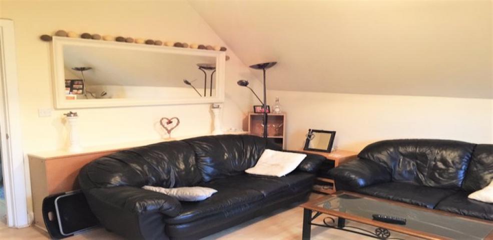 			NEW INSTRUCTION, 3 Bedroom, 1 bath, 1 reception Flat			 Minster Road, WEST HAMPSTEAD