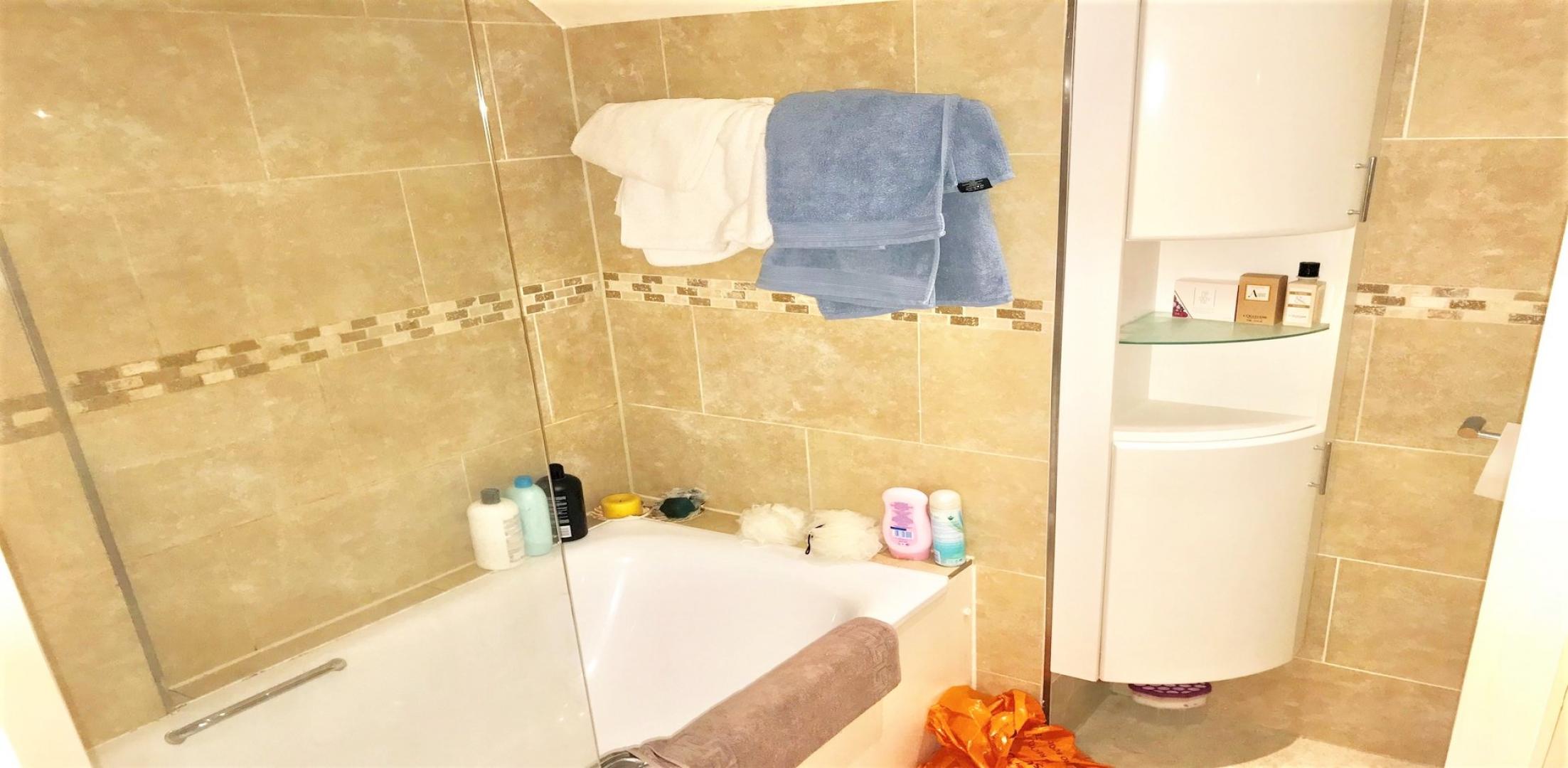 			PRIVATE PATIO GARDEN, 2 Bedroom, 1 bath, 1 reception House			 Parliament Hill, HAMPSTEAD HEATH