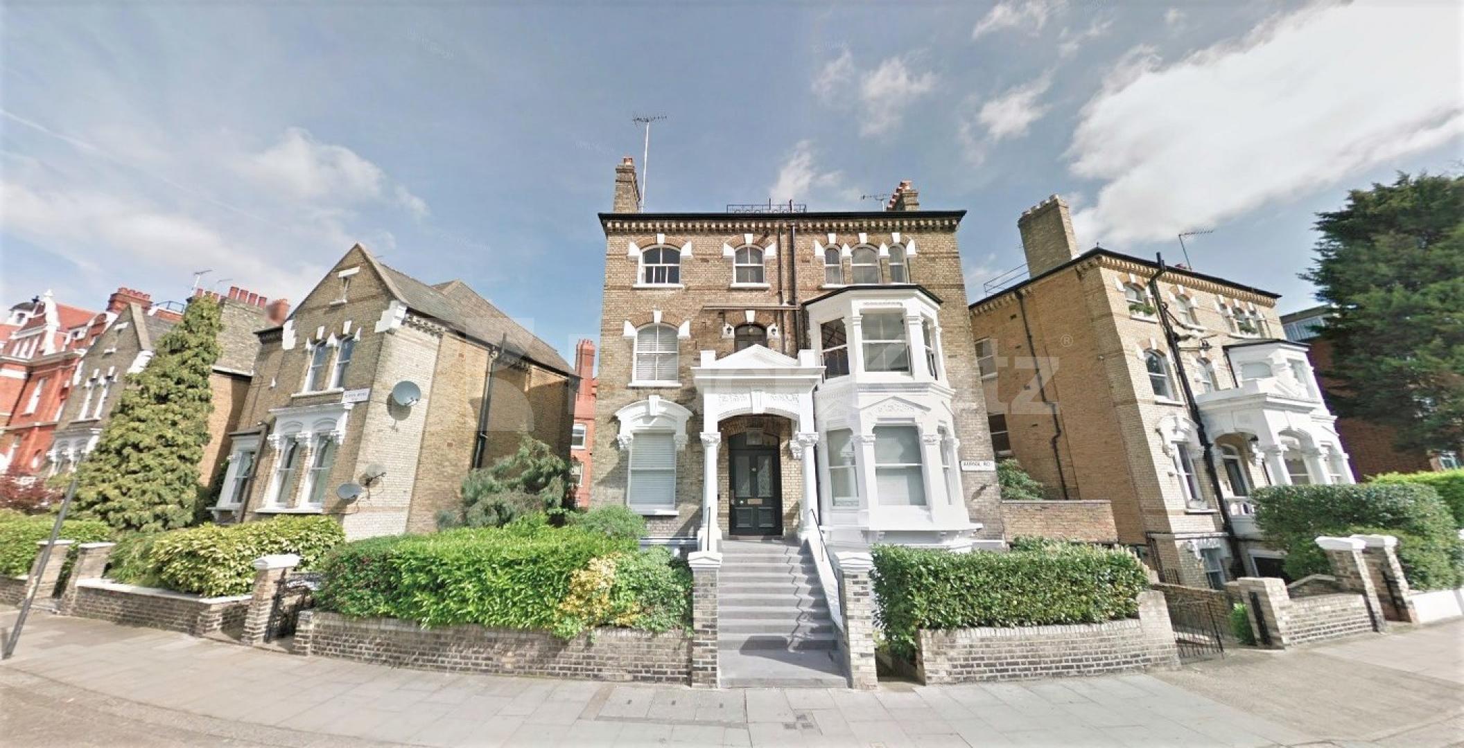 			UNDER OFFER , 3 Bedroom, 1 bath, 1 reception Flat			 Auriol Road , West Kensington