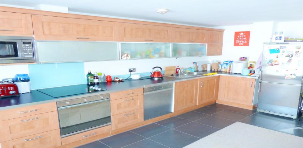 			NEW INSTRUCTION, 1 Bedroom, 1 bath, 1 reception Flat			 Warfield Road  , KENSAL GREEN