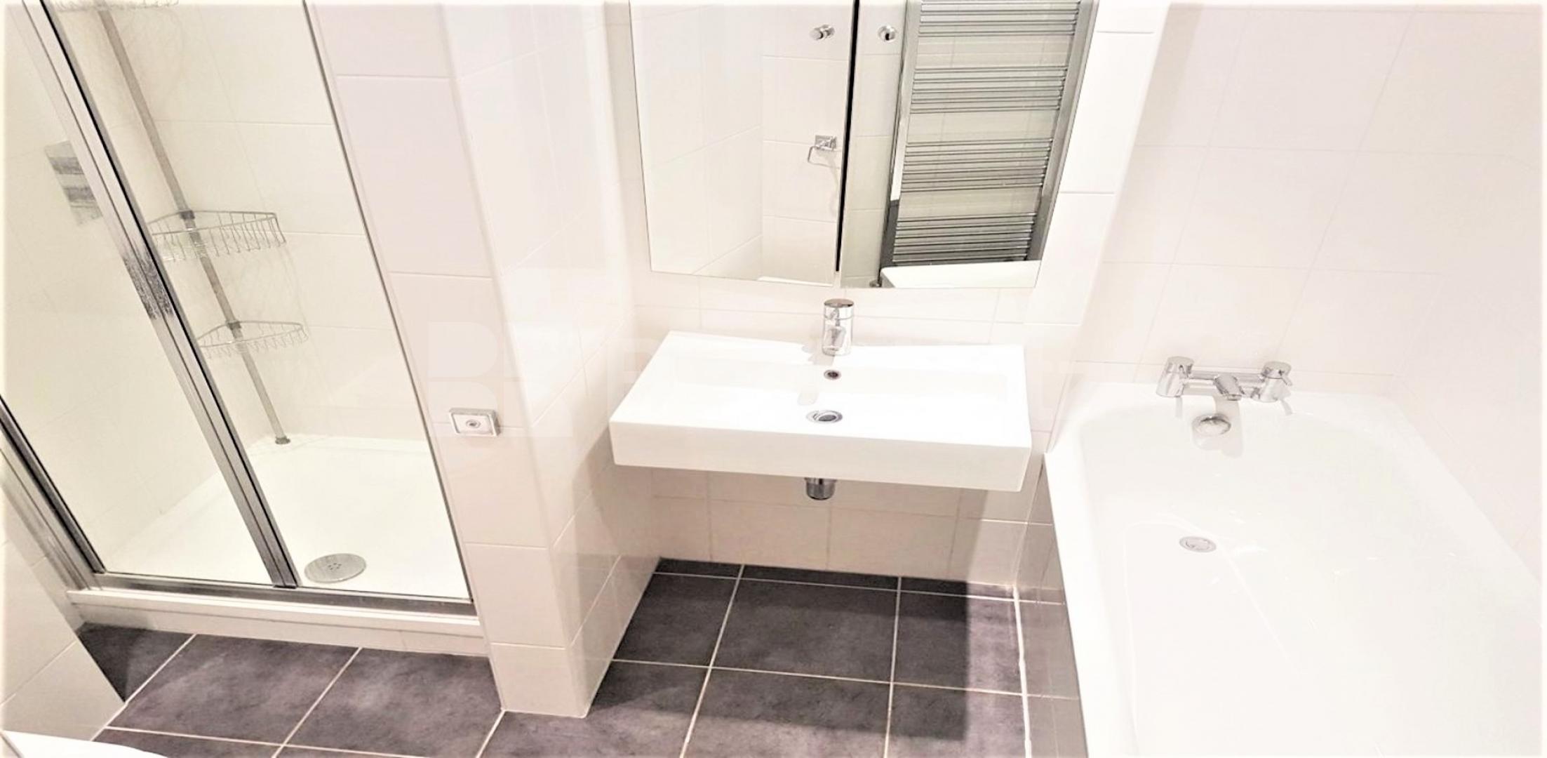 			1 Bedroom, 1 bath, 1 reception Flat			 Brook Green , Hammersmith