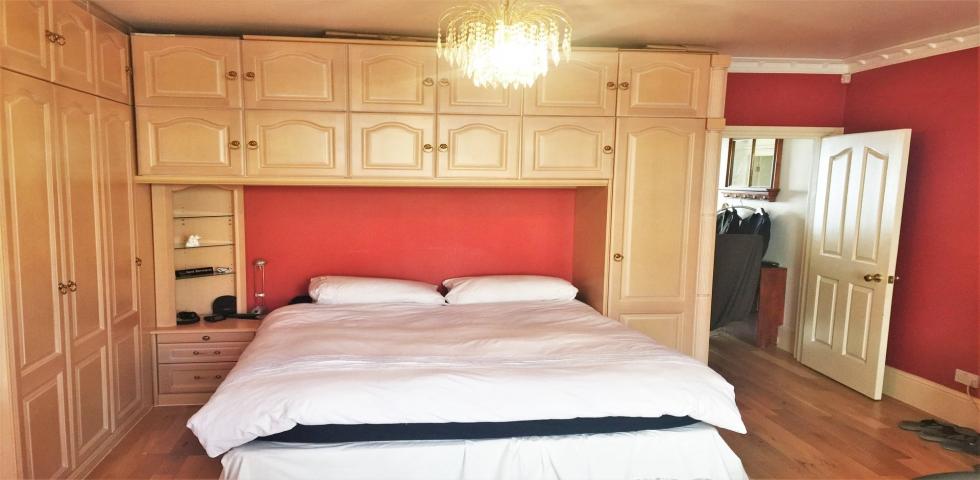 			NEW INSTRUCTION, 1 Bedroom, 1 bath, 1 reception Flat			 Broadhurst Gardens, WEST HAMPSTEAD