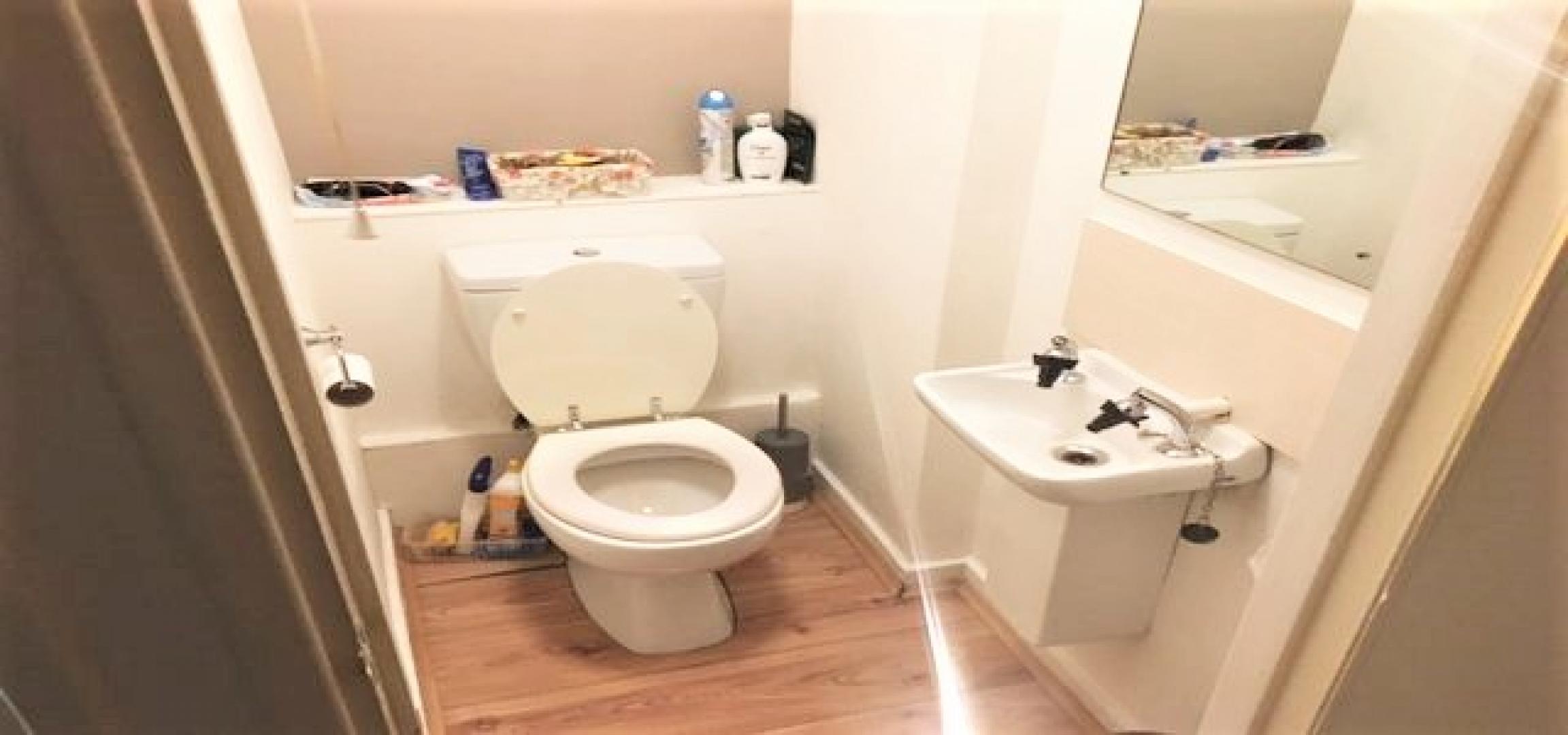 			HEATING and HOT WATER INCLUDED, 2 Bedroom, 1 bath, 1 reception Maisonette			 Tavistock Crescent, Ladbroke Grove/Notting Hill