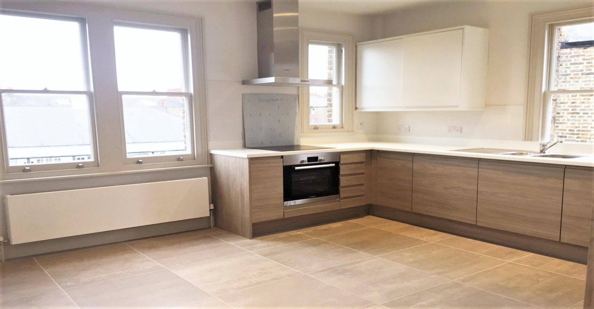 			RECENTLY REFURBISHED , 3 Bedroom, 1 bath, 1 reception Flat			 Castellain Road, MAIDA VALE