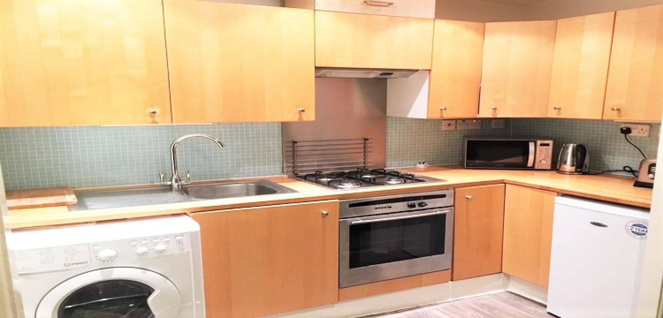 			2 Bedroom, 1 bath, 1 reception Apartment			 Aldridge Road Villas , WESTBOURNE PARK 